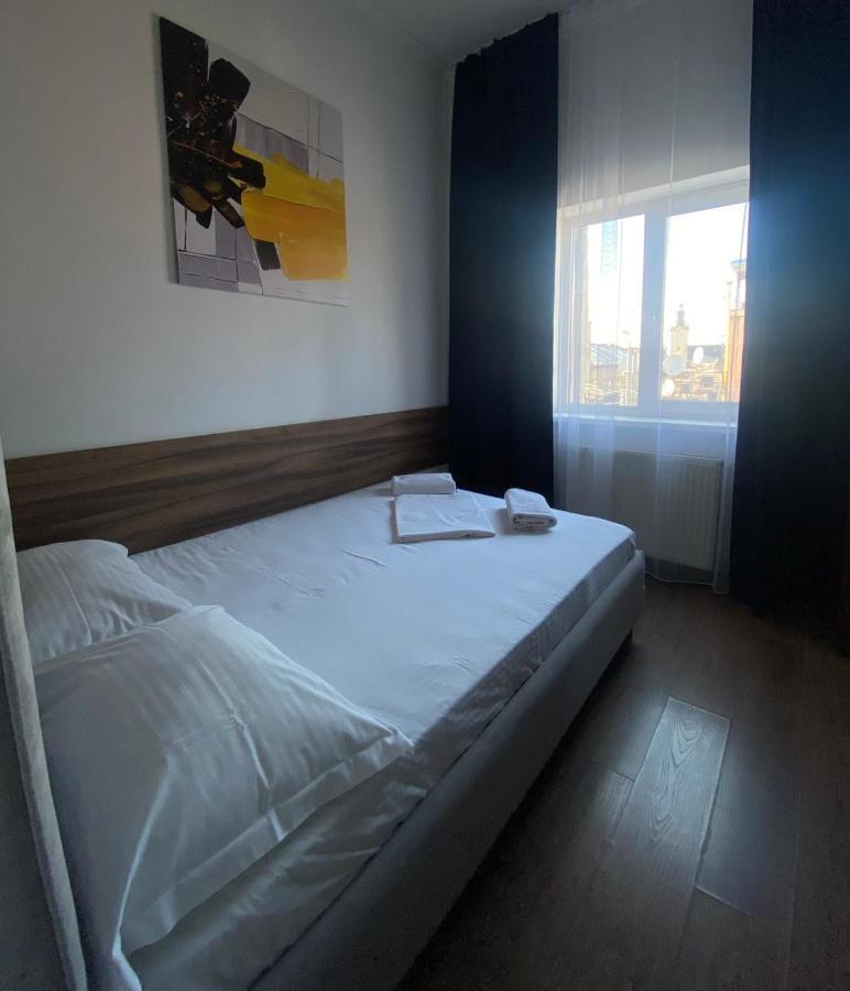 Leogrand Apartments On Kniazia Romana 26 ลวีฟ ภายนอก รูปภาพ